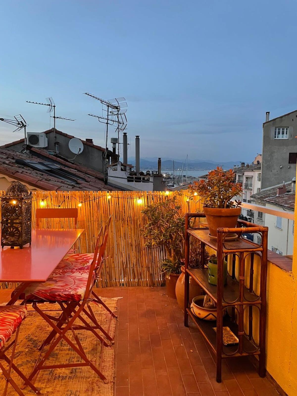 06m - Old Beautiful Duplex Terrace With Sea View Antibes